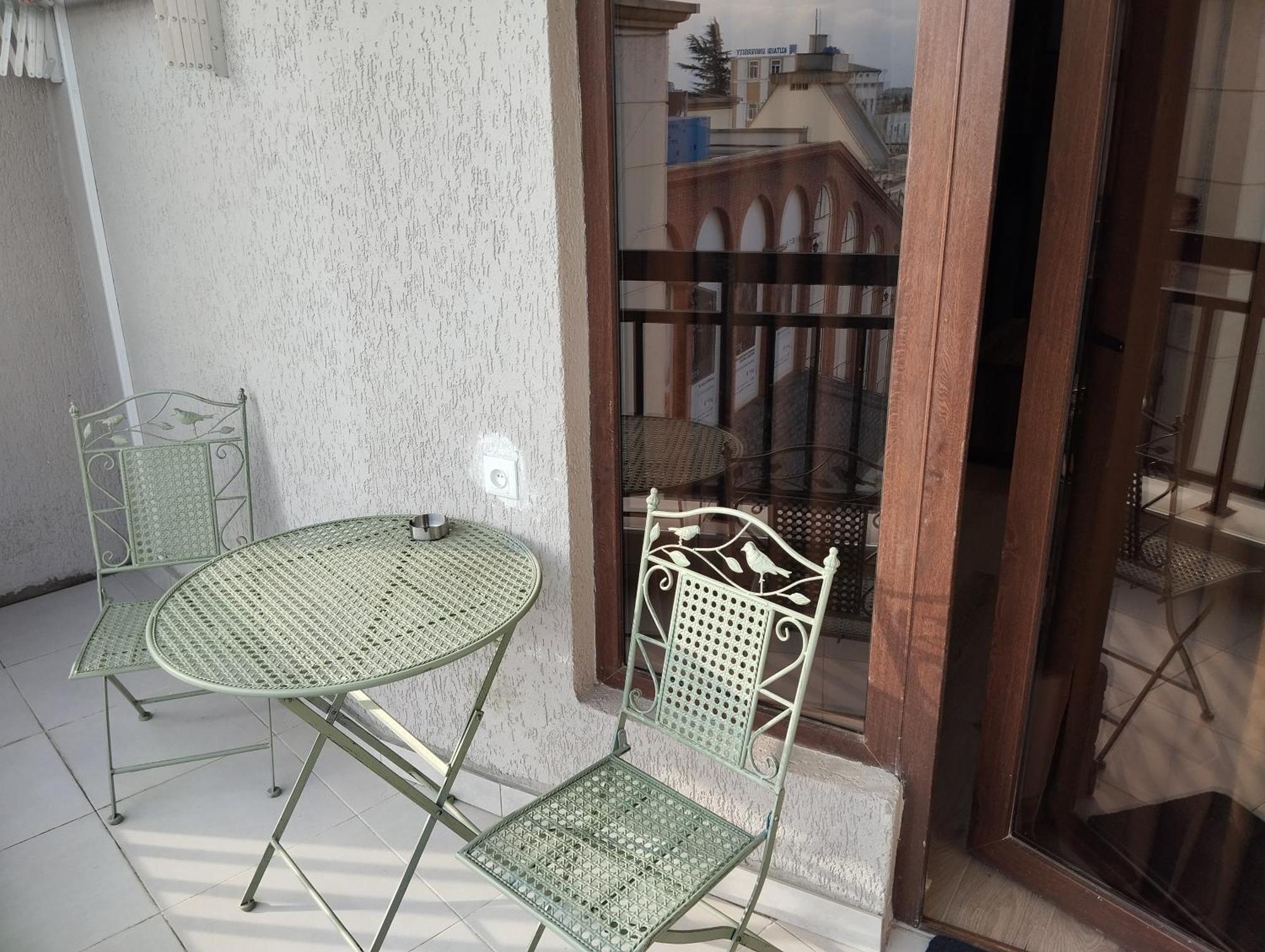 House Number 1 In Kutaisi Apartment Exterior photo